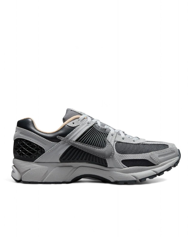Nike Zoom Vomero 5 - DK Smoke Grey
