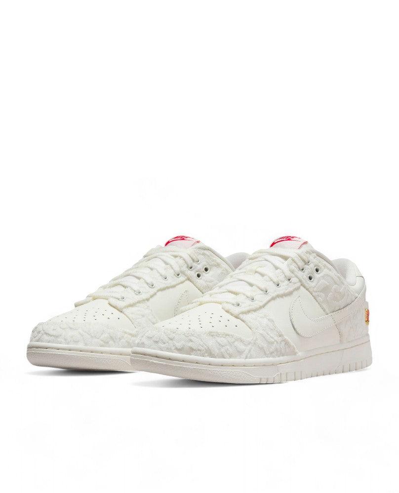 Nike Dunk Low – Give Her Flowers